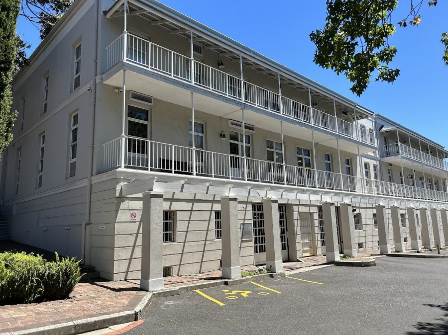 To Let commercial Property for Rent in Rondebosch Western Cape